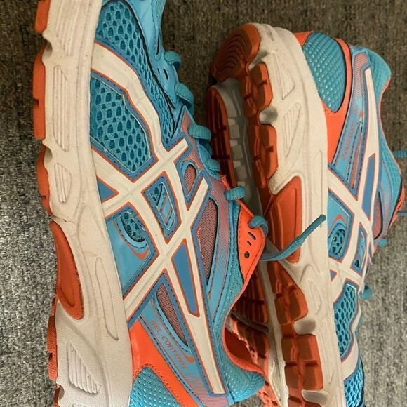 ASICS women’s shoes - Picture 2 of 9